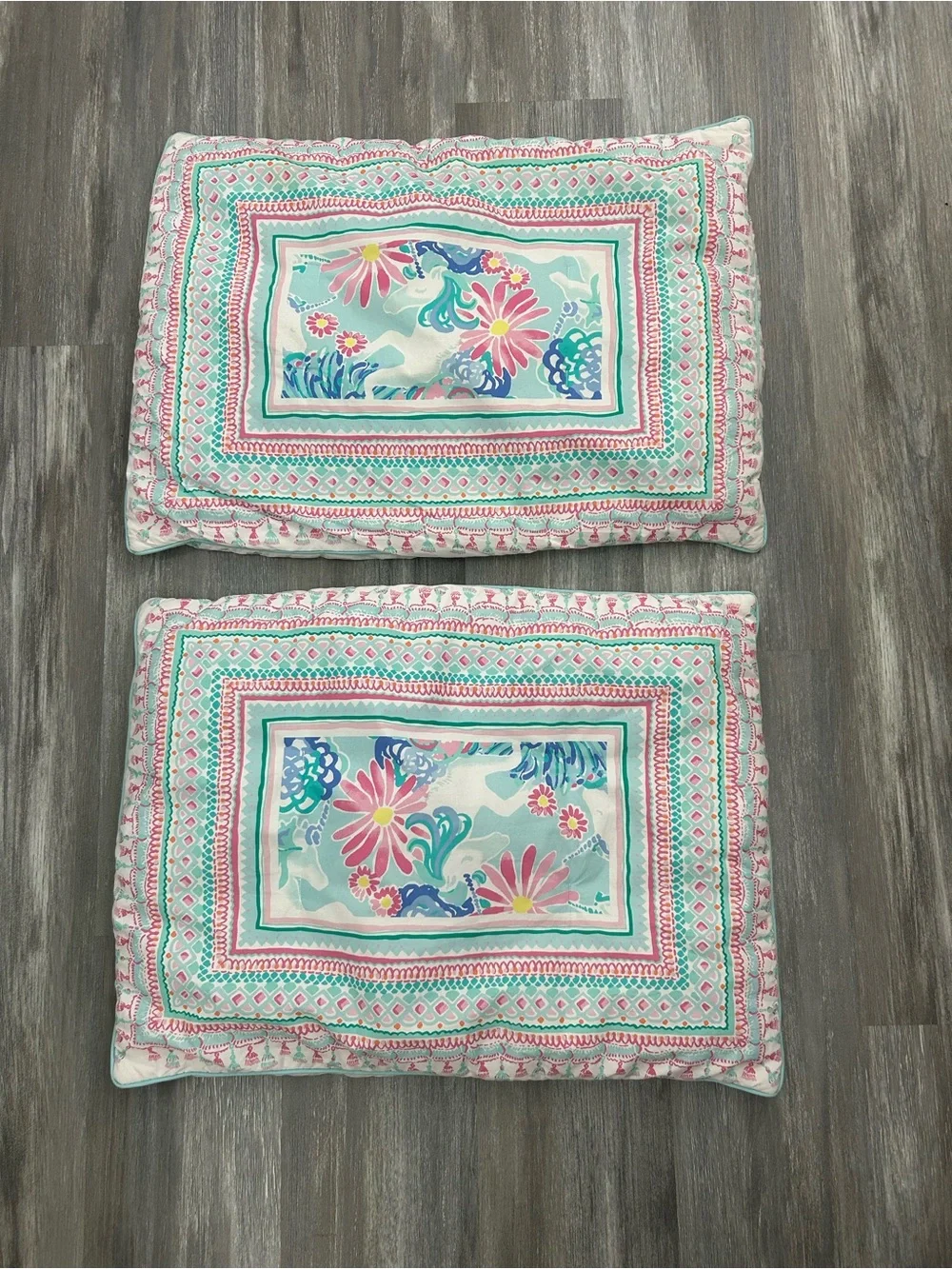 Lilly Pulitzer for Pottery Barn 2 pillowcases, Unicorns In Bloom